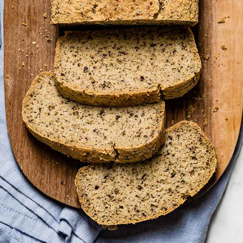 Almond bread slices